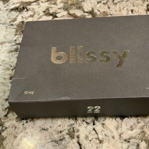Blissy 100% pure Mulberry Silk Pillowcase